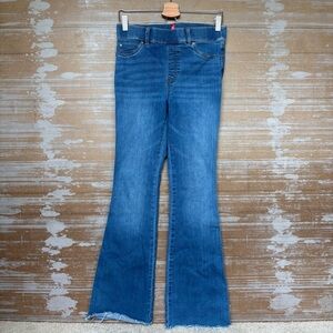 Spanx High Rise Flare Pull On Jeans Light Wash Slimming Stretch Womens M
